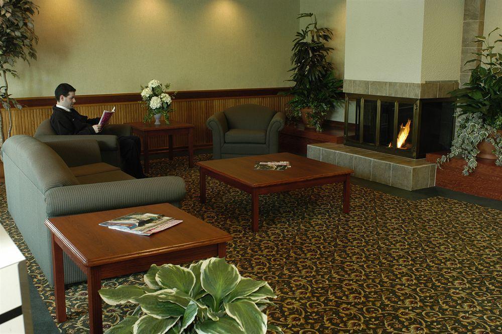 Canad Inns Destination Centre Windsor Park Winnipeg Exterior photo